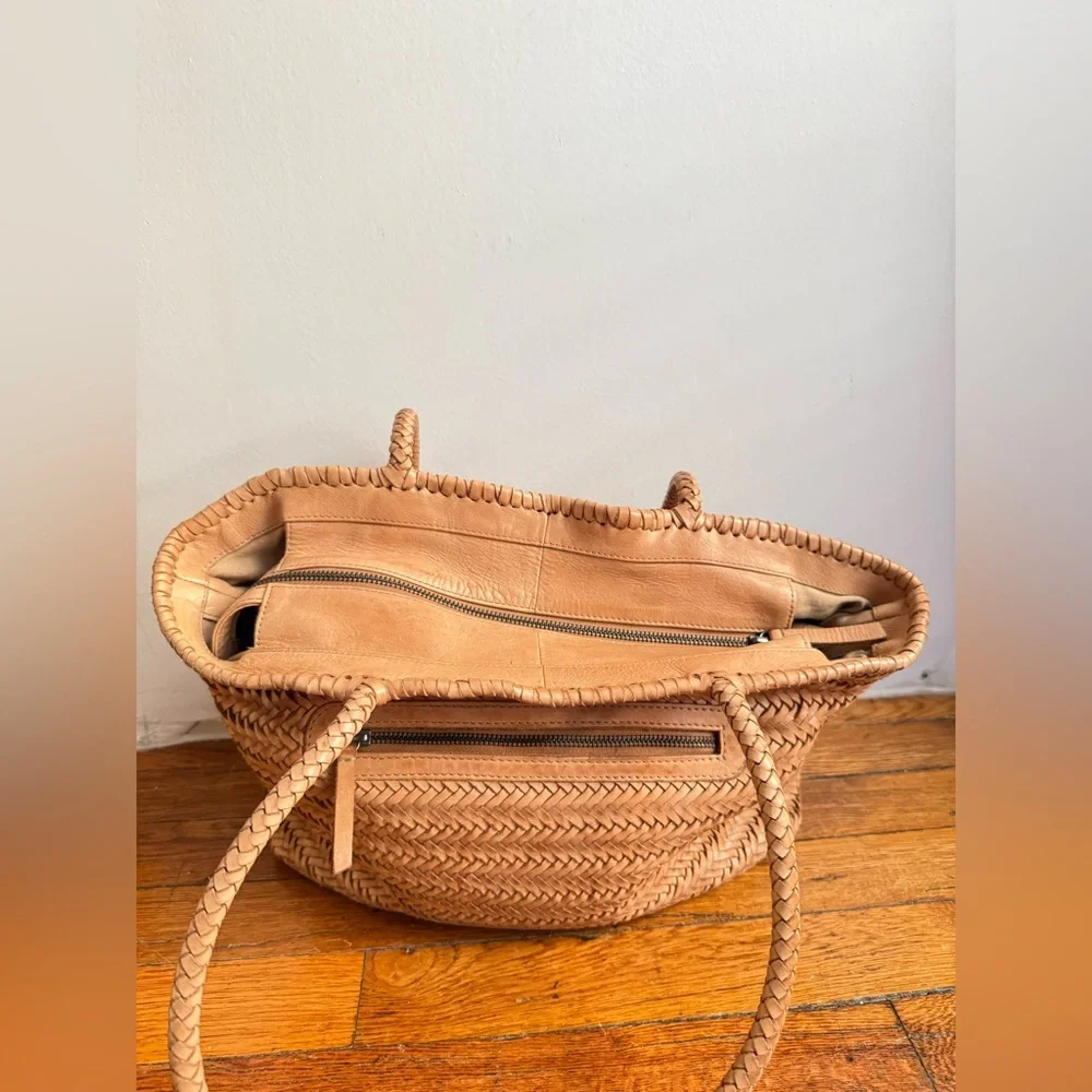 Woven Genuine Leather Tote Bag Tan Minimalist Structured Leather Bag - Picture 10 of 10